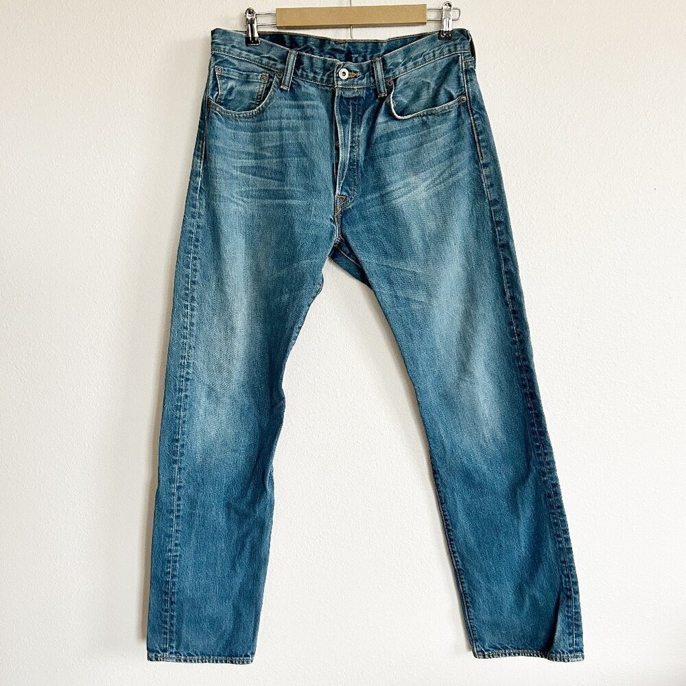 Levi's Jeans Men 34x33 501 Straight Leg Button Fly Medium Wash 100% Cotton 2013